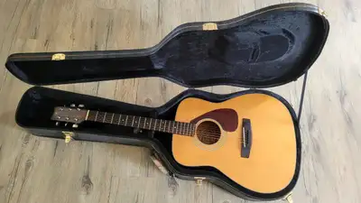 Acoustic Guitar w HSC.  Yamaha FG 200, View more