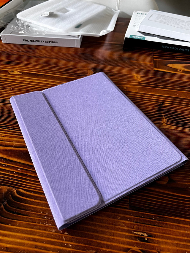 iPad Pro keyboard case in iPad & Tablet Accessories in City of Toronto - Image 3