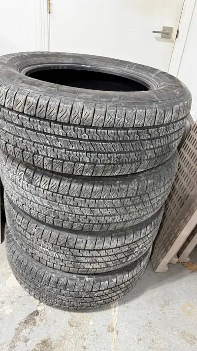 Slightly used (used for only 1 summer) Good Year Wrangler H/T Tires (EV Ready). Fits perfectly on 20...