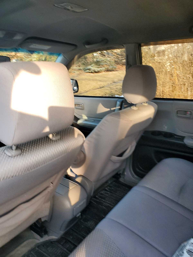 2005 toyota highlander in Cars & Trucks in City of Toronto