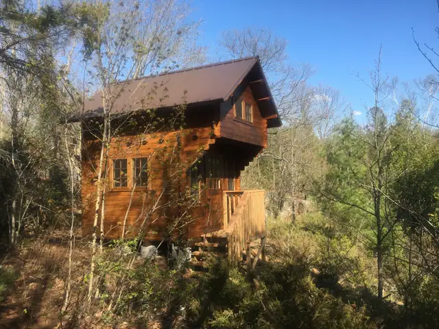 LAKEFRONT COTTAGE WITH PRIVACY in Ontario in Canada - Image 6