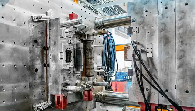 CUSTOM INJECTION MOLDING SERVICES CHEAP SHORT RUNS 250 T | Other ...