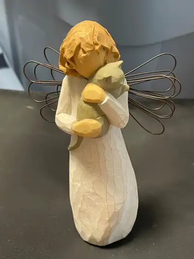 Willow Tree With Affection Figurine - NEW, View more