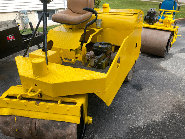 2 tonLawn roller for sale. in Other in St. Catharines