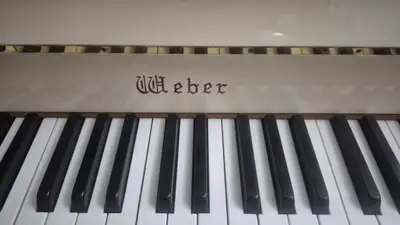 Piano Weber, View more