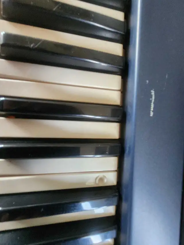yamaha ex5 for trade in Pianos & Keyboards in City of Montréal - Image 8