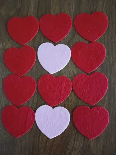 12 VALENTINES DAY FELT STICKERS-NEW!, View more