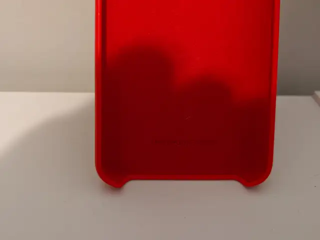 OnePlus 6T Silicone Protective Case Red! in Cell Phone Accessories in Oshawa / Durham Region - Image 3