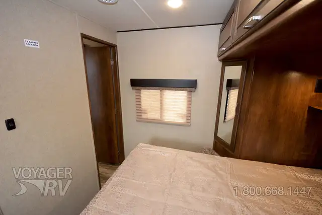 Travel Trailer Grand Design Reflection in Travel Trailers & Campers in Grand Bend - Image 9