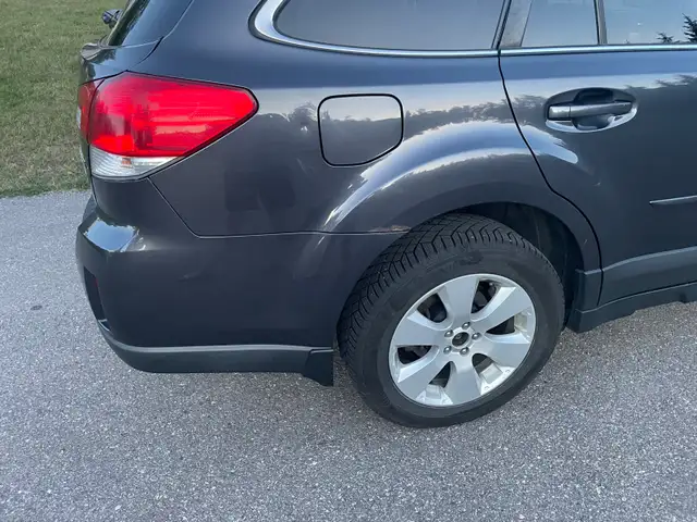 Subaru outback 552489535271096325