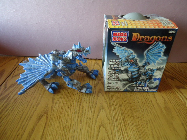 Mega Bloks Dragons #9893 Frost Dragon in Toys & Games in Strathcona County - Image 2