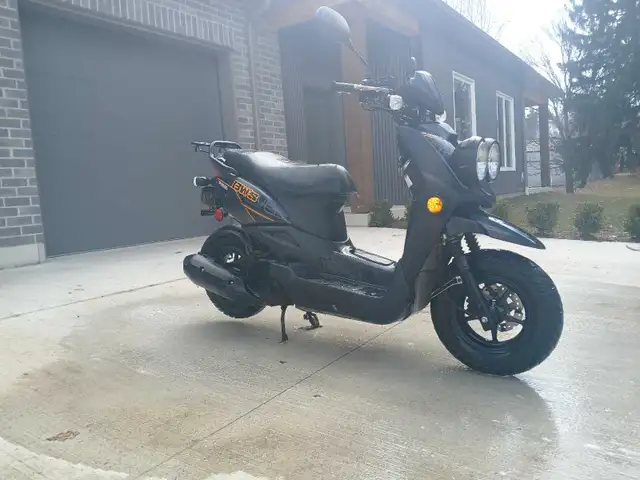 Yamaha bws 2019 excellent condition! in Scooters & Pocket Bikes in Brantford - Image 2