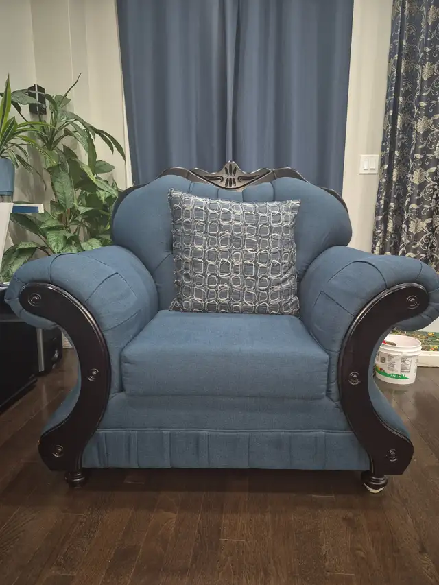 Sofa, Love seat, chaise and coffee table in Couches & Futons in Kingston - Image 6