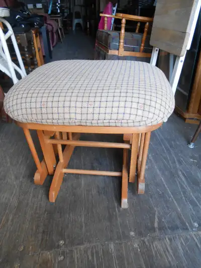 Item is located in Campbellford