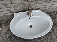 Bathroom White Ceramic Wall Mounted Sink with High Rise Faucet /