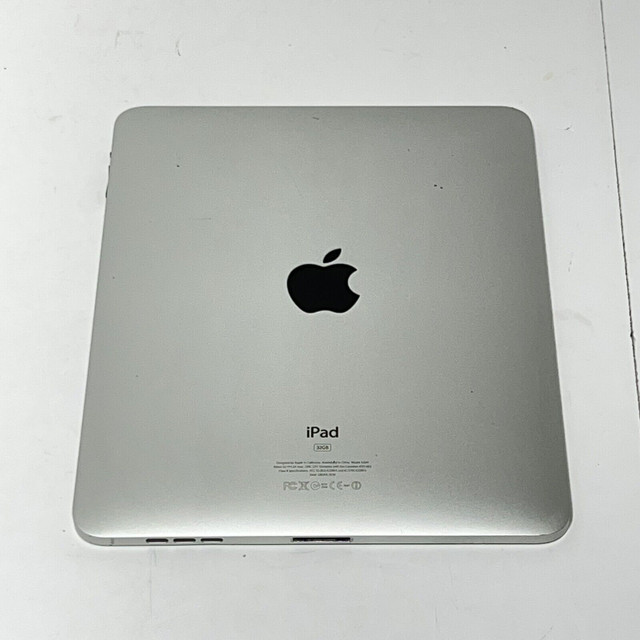 Apple iPad first generation 32GB in iPads & Tablets in Winnipeg - Image 4