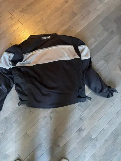 vêtements de moto pour femme, View more