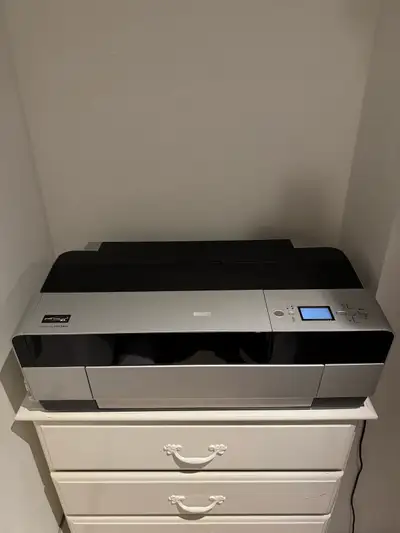 Epson 3800 Photo Printer, prints up to 17”X22”, View more