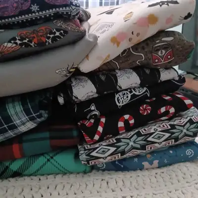 Xl Leggings all for 100 obo, View more