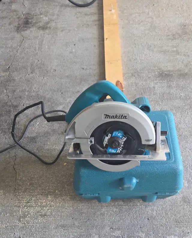 Makita Circular Saw