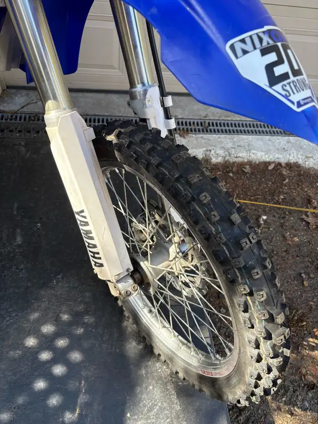 2003 Yamaha yz450f in Dirt Bikes & Motocross in City of Toronto - Image 4