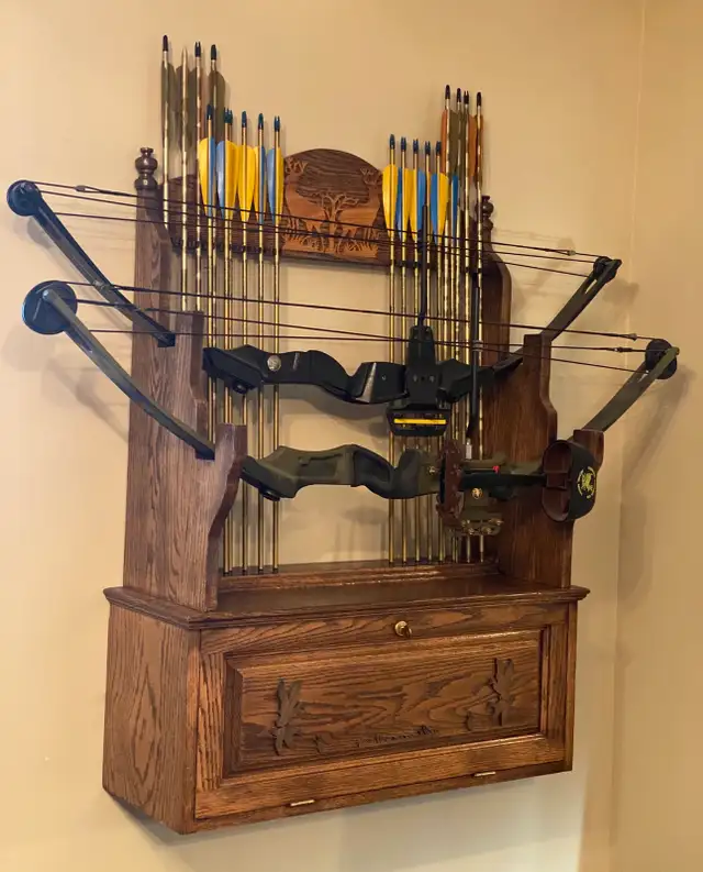 Compound Bow’s and Storage Rack in Other in Edmonton - Image 3