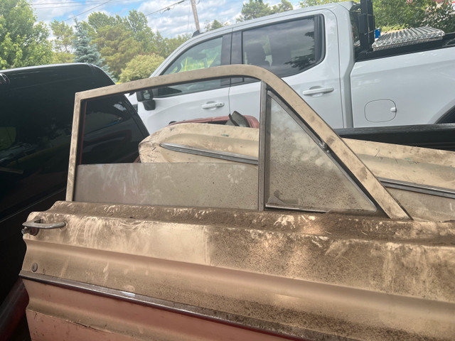 ford falcon doors and1 fender bumpers and steering wheel in Classic Cars in Ottawa - Image 2