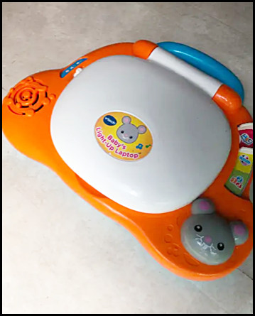 Vtech Light-Up Laptop with Piano $15 in Toys in Winnipeg