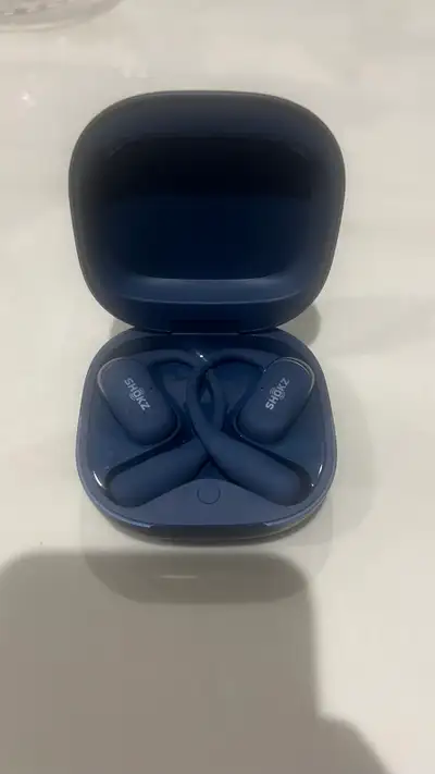 For sale is a set of gently used (only used 3-4 times) Shokz Openfit 2+ headphones with the wireless...