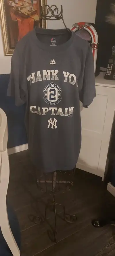 New York Yankees jeter t shirt