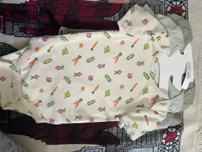 Joe Fresh Baby Bodysuits 6-12 Months, View more