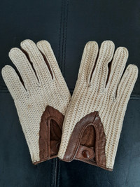 VINTAGE LADIES DRIVING GLOVES