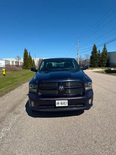2016 Dodge Ram 1500 Sport HEMI 4x4 – $11,999 273,580 km | 4x4 | ORIGINAL OWNER Selling my 2016 Ram 1...