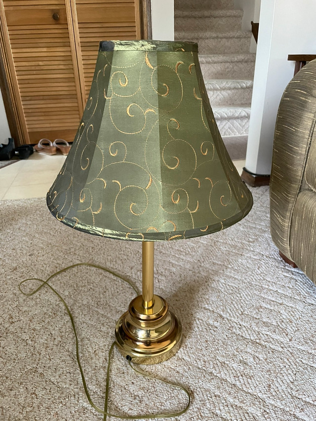 Brass Trilight lamp with beautiful green and gold satiny shade.  in Indoor Lighting & Fans in Regina - Image 2