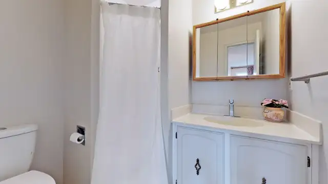 Mississauga (Erin Mills) – Private Detached Home for Rent in Long Term Rentals in Mississauga / Peel Region - Image 18