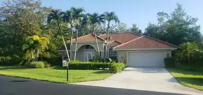 Beautiful 3 Bedroom in Gated Community - Naples FL $4000/mo. USD, View more