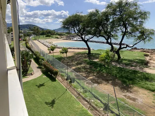 OCEANFRONT MAKAHA SUNSET CONDO Oahu Hawaii (sleeps 2) in Hawaii in Canada - Image 10