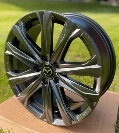 4 Mags neufs répliques, jamais installés (prix pour le set) compatibles avec plusieurs modèles de Ma...