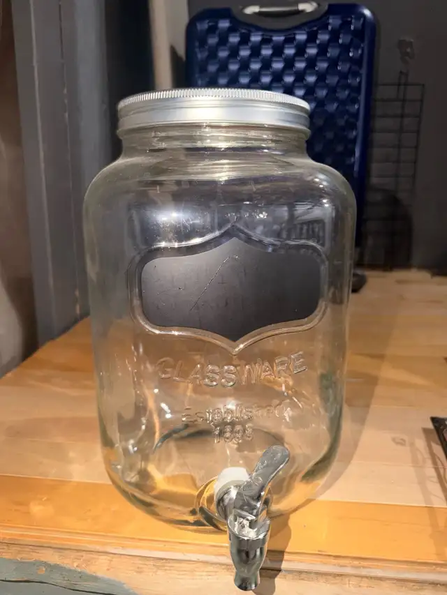 Glassware Beverage Dispenser