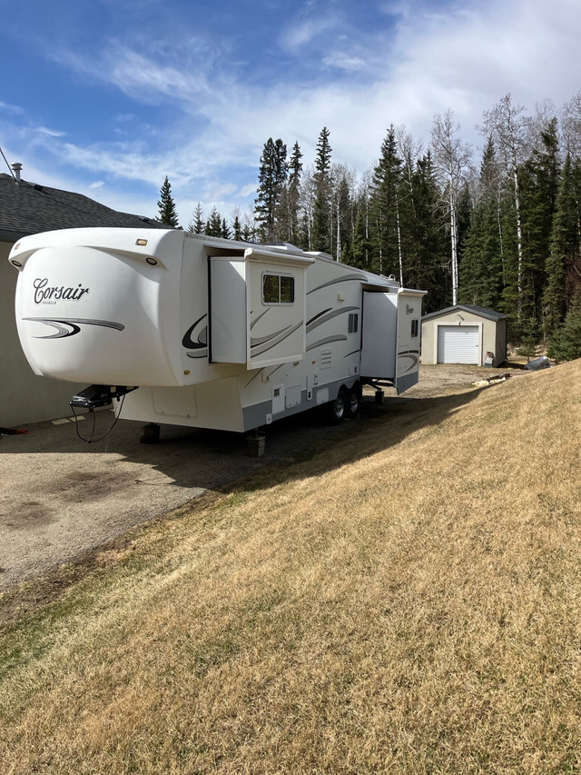 2007 Corsair Excella 5th wheel in Other in Edmonton - Image 2