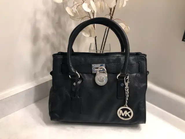 Michael Kors - Hamilton Bag in Women's - Bags & Wallets in Hamilton - Image 2