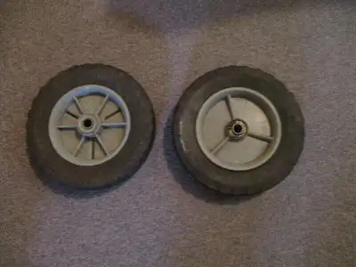2 ROUES DE TONDEUSE - 7 pouces de diamètre, View more