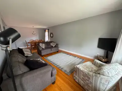 Private room for rent (basement level) in Peterborough, north side, quiet residential area. 10 mins...