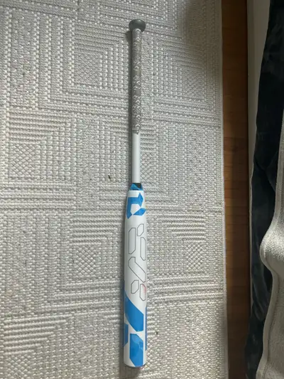 DeMarini CF Fastpitch Bat  size 34 (-10), View more
