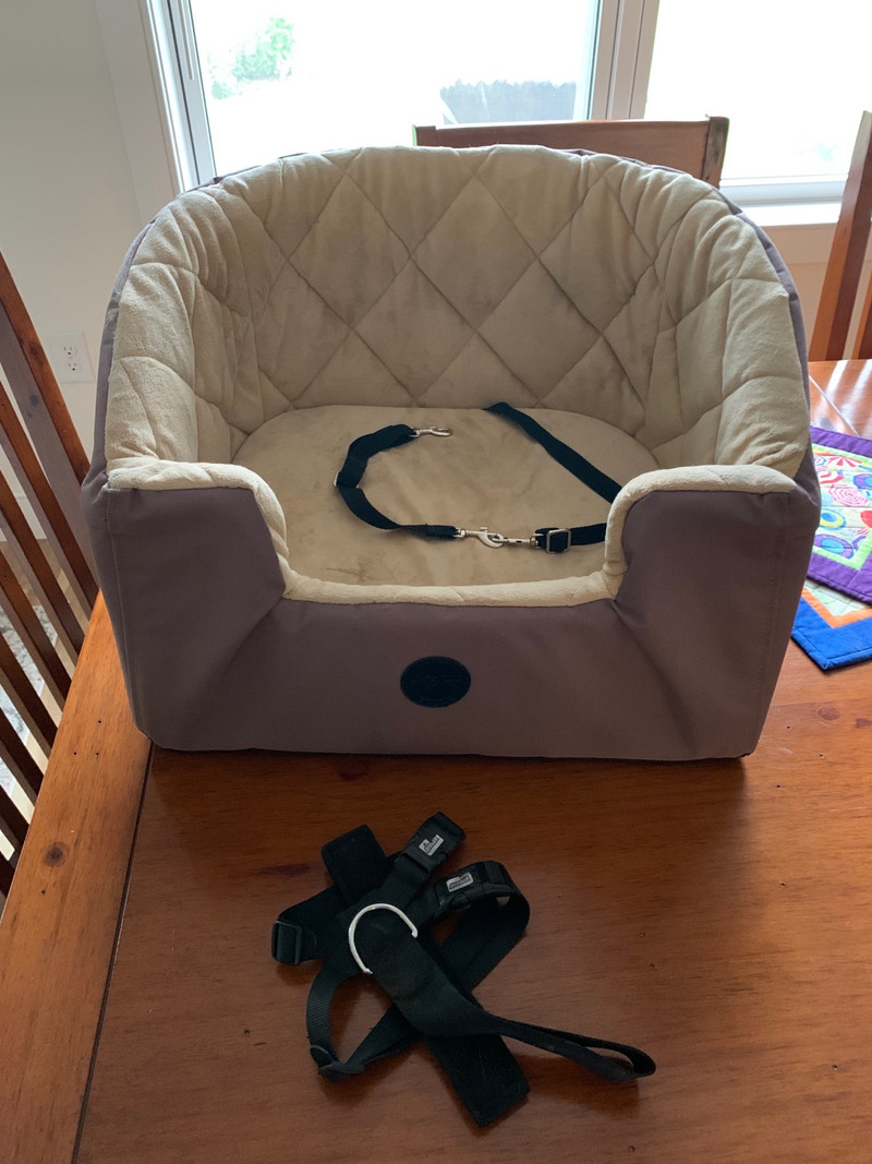Dog Booster Car Seat Accessories Annapolis Valley Kijiji