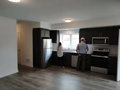 Condo stacked townhouse 2 bedrooms 1 bedroom available for lease