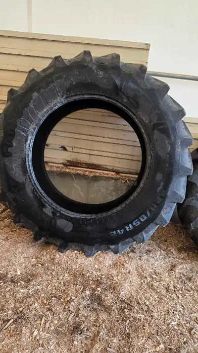 CEAT FARMAX tire. 520/85/R42 (20.8-42) In excellent condition. Purchased for an emergency, No longer...