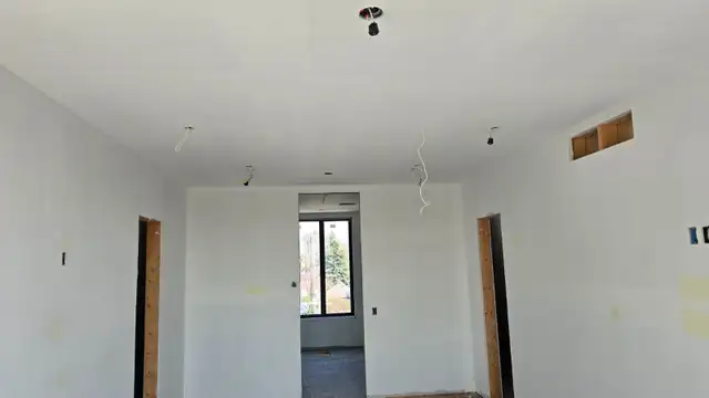 Experienced Painter/Taper & General Construction Services