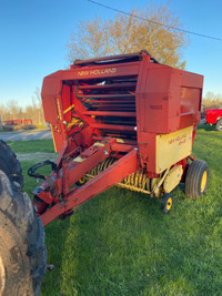 848 new holland baler