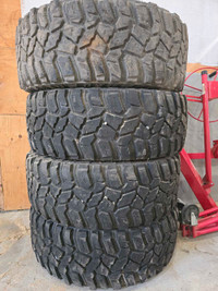 305/70/18 tires